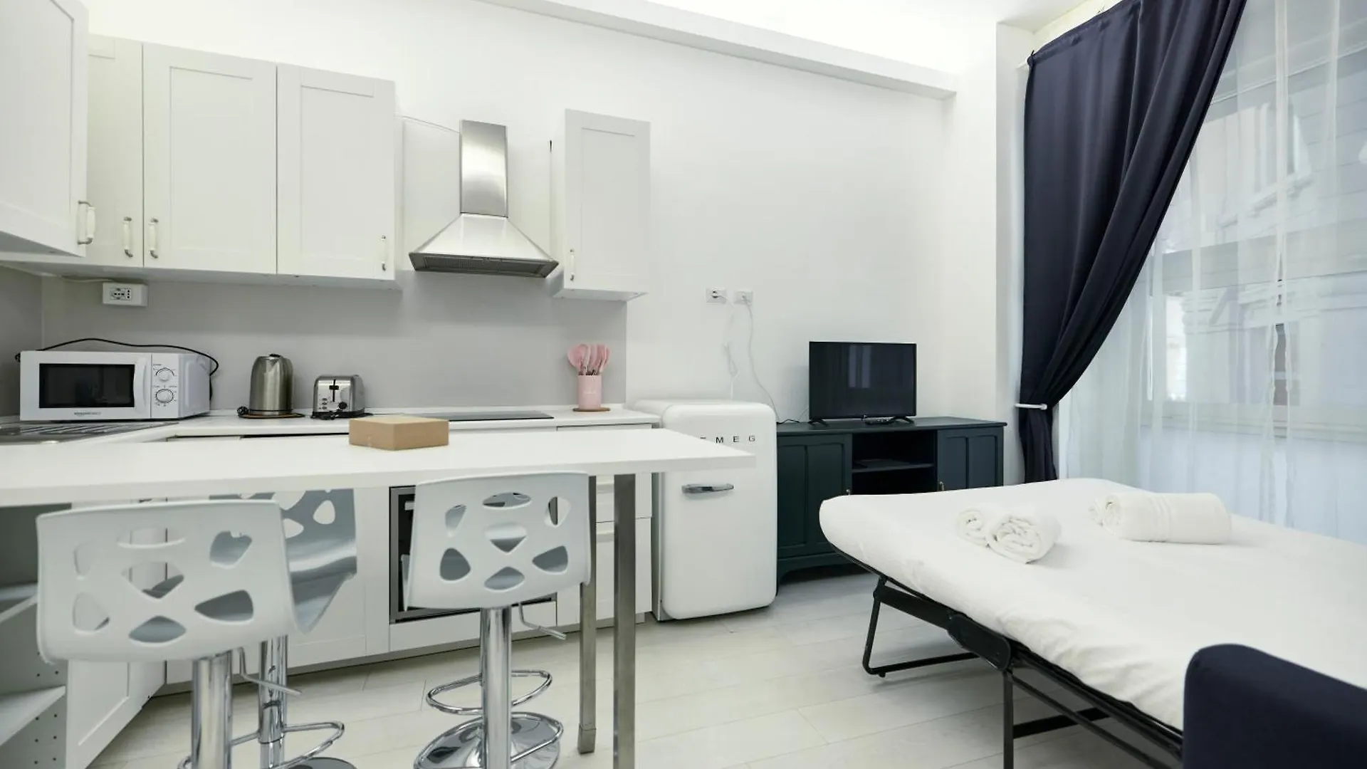 Duomo View - 2 Min From Duomo Amazing Location Apartment Milan